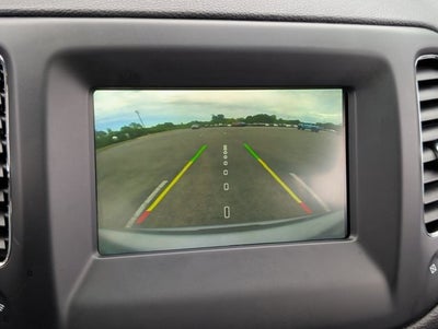 2020 Jeep Compass Latitude w/Sun/Wheel Pkg