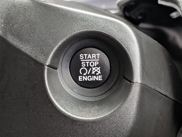 2020 Jeep Compass Latitude w/Sun/Wheel Pkg