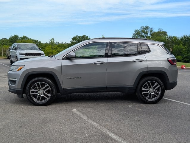 2020 Jeep Compass Latitude w/Sun/Wheel Pkg
