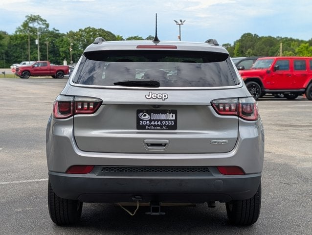 2020 Jeep Compass Latitude w/Sun/Wheel Pkg