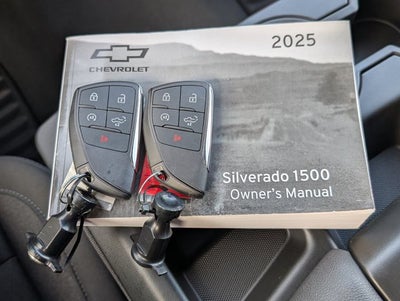 2025 Chevrolet Silverado 1500 Custom