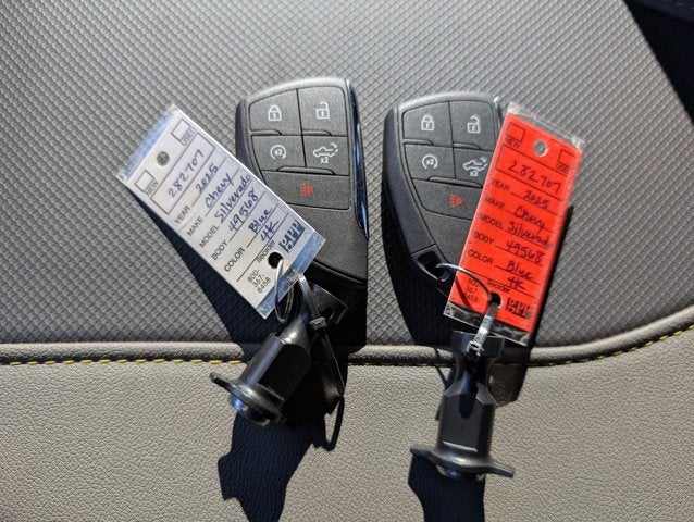 2025 Chevrolet Silverado 1500 ZR2