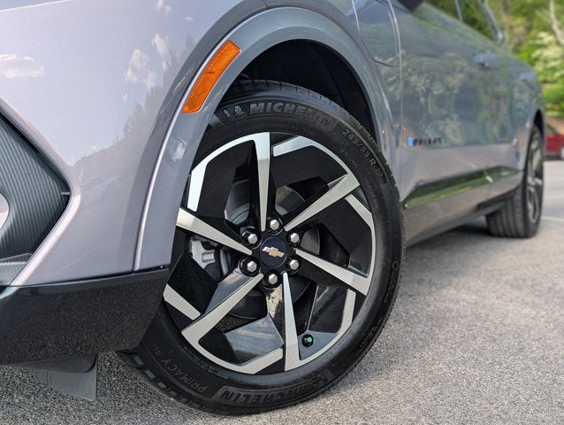 2024 Chevrolet Equinox EV LT