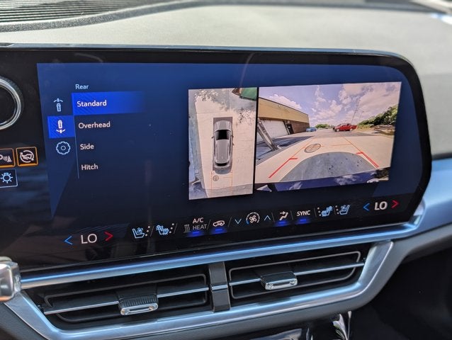 2024 Chevrolet Equinox EV LT