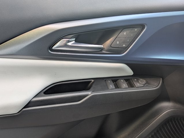 2024 Chevrolet Equinox EV LT