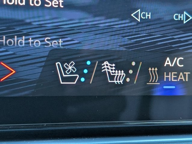 2024 Chevrolet Equinox EV LT