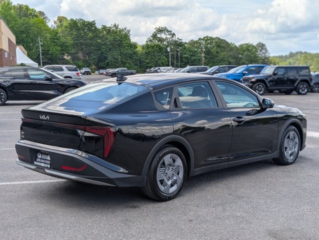2025 Kia K4 LX