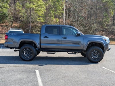 2020 Toyota Tacoma 4WD SR5
