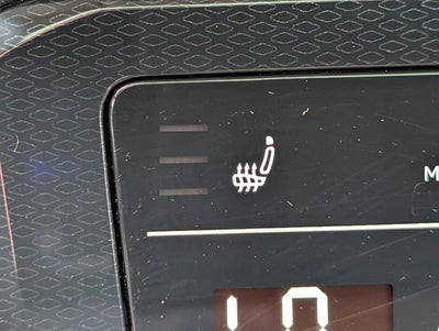 2025 Volkswagen Taos SE Black