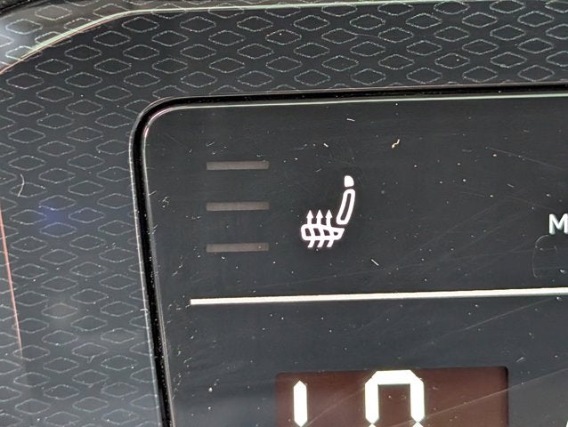2025 Volkswagen Taos SE Black