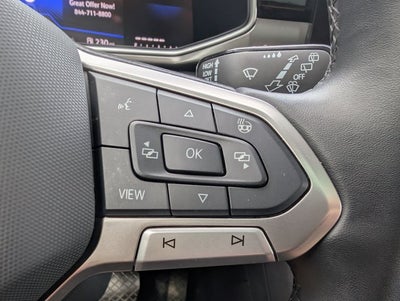 2025 Volkswagen Taos SE Black