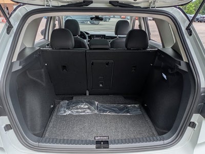 2025 Volkswagen Taos SE Black