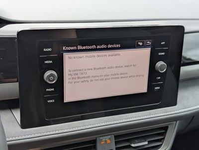 2025 Volkswagen Taos SE Black