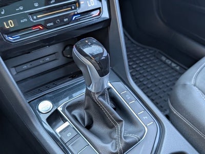 2025 Volkswagen Taos SE Black