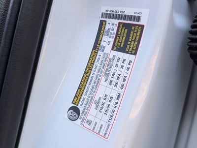 2025 Volkswagen Taos SE Black