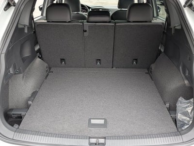 2024 Volkswagen Tiguan SEL R-Line