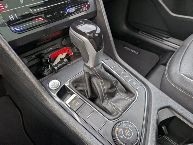 2024 Volkswagen Tiguan SEL R-Line
