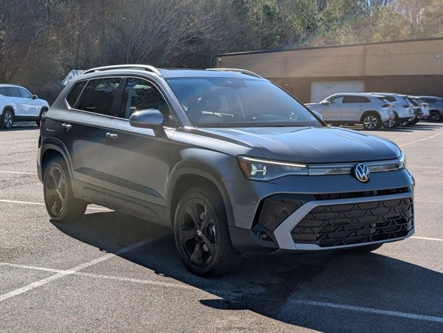2025 Volkswagen Taos SEL