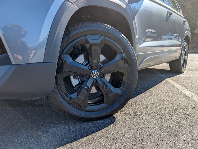 2025 Volkswagen Taos SEL