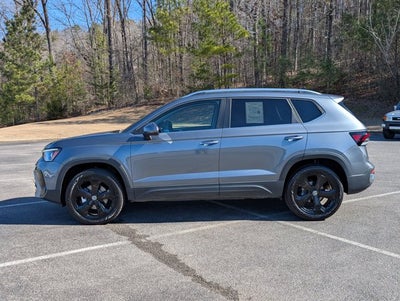 2025 Volkswagen Taos SEL