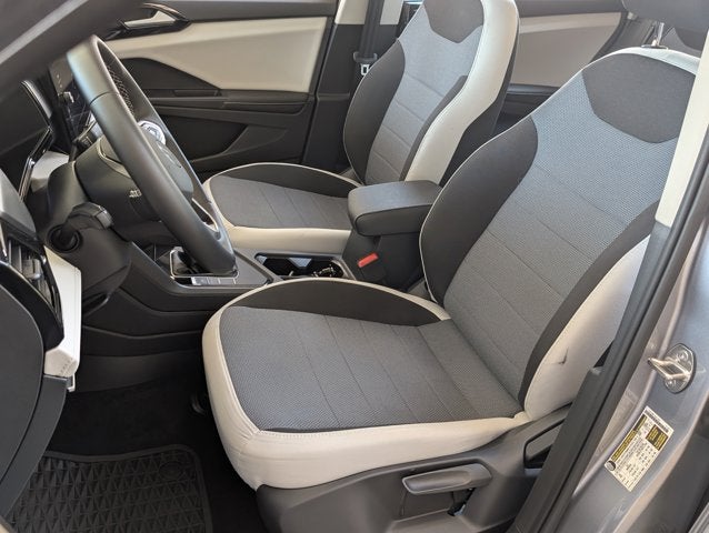 2025 Volkswagen Taos S