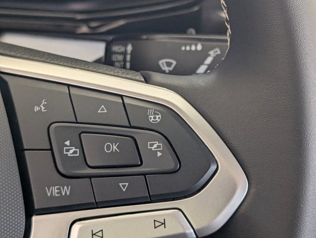 2025 Volkswagen Taos S