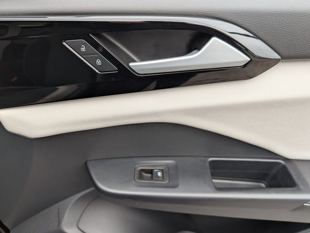 2025 Volkswagen Taos S