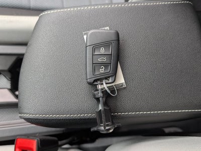 2025 Volkswagen Taos S