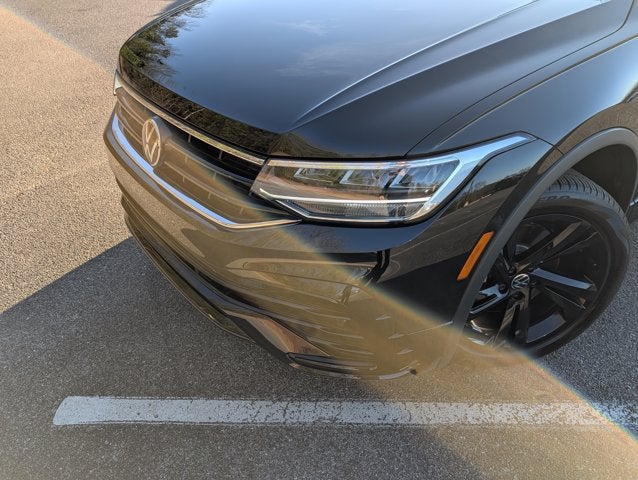 2024 Volkswagen Tiguan SE R-Line Black