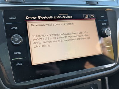 2023 Volkswagen Tiguan SE R-Line Black