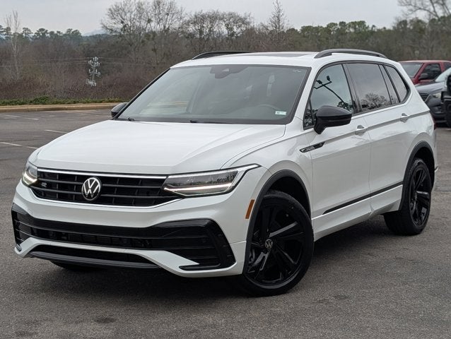 2023 Volkswagen Tiguan SE R-Line Black