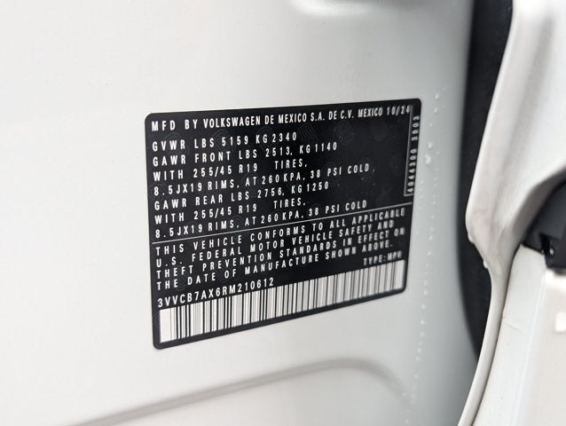 2024 Volkswagen Tiguan SE R-Line Black