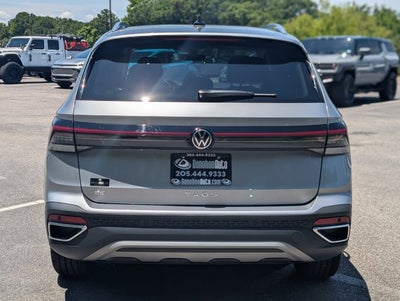 2025 Volkswagen Taos SE