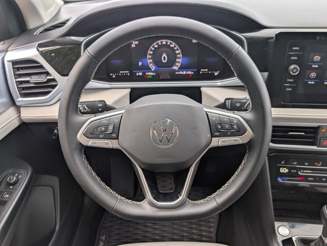 2025 Volkswagen Taos SE