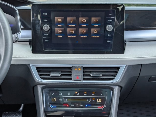 2025 Volkswagen Taos SE