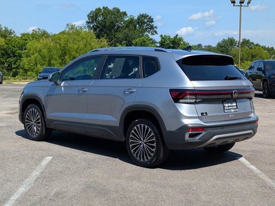 2025 Volkswagen Taos SE