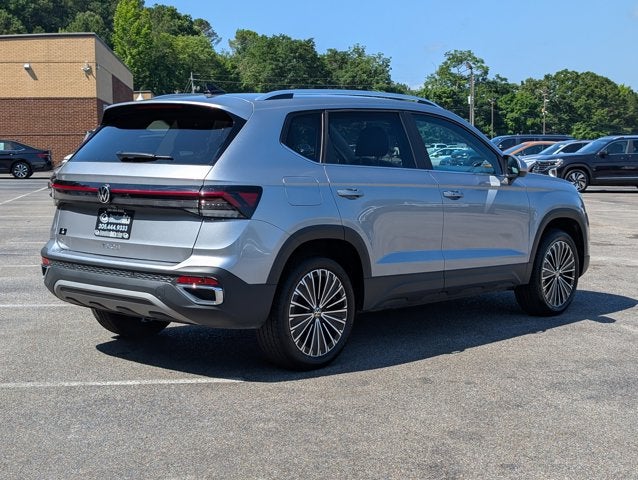 2025 Volkswagen Taos SE