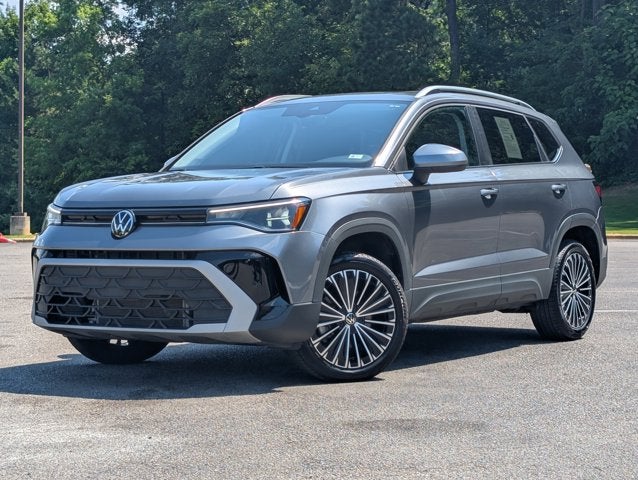 2025 Volkswagen Taos SE