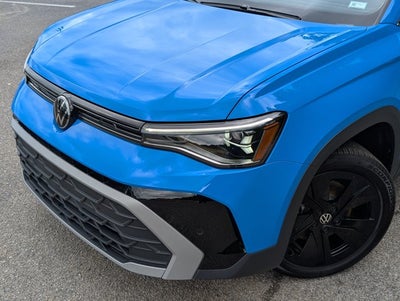 2025 Volkswagen Taos SE