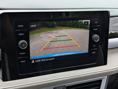 2025 Volkswagen Taos SE