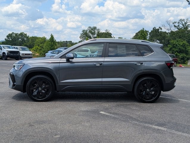 2025 Volkswagen Taos SE
