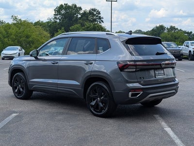 2025 Volkswagen Taos SE