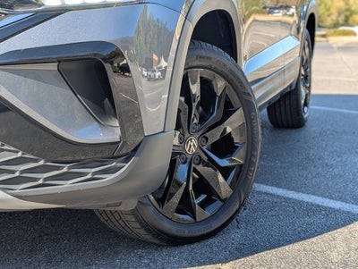 2024 Volkswagen Taos SE