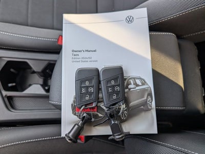 2024 Volkswagen Taos SE
