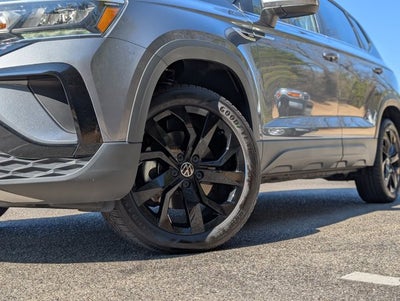 2024 Volkswagen Taos SE