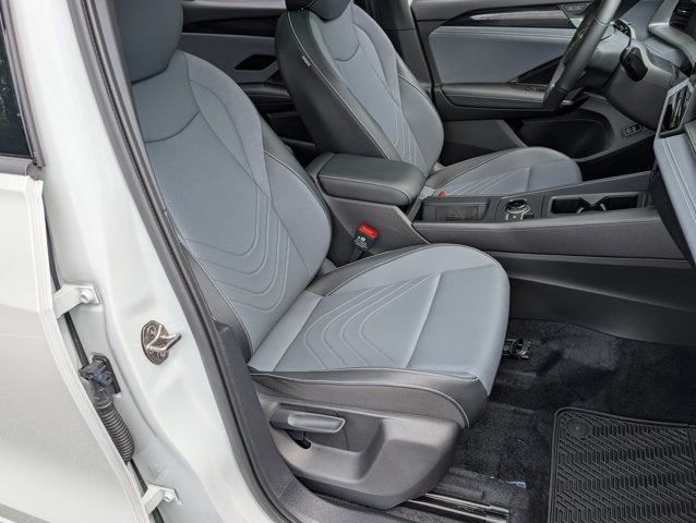 2025 Volkswagen Tiguan SE R-Line Black