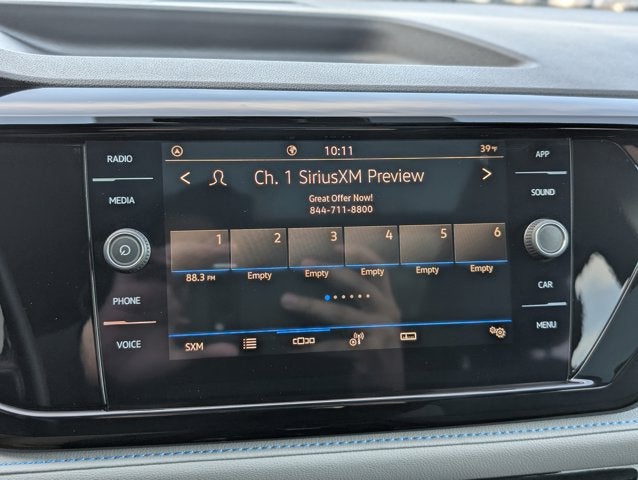 2024 Volkswagen Taos SE Black