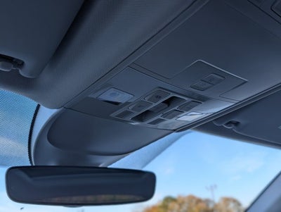 2024 Volkswagen Taos SE Black