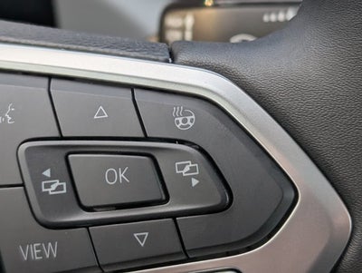 2024 Volkswagen Taos SE Black