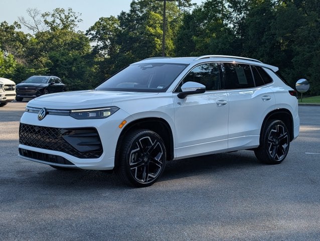 2025 Volkswagen Tiguan SEL R-Line